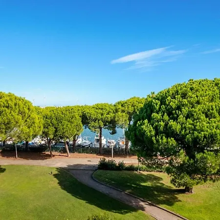 Le Belle Vue アパート